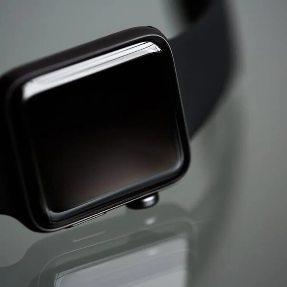 Smartwatch mit angebrachter Hydrogel-Folie